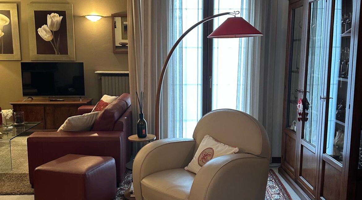 WhatsApp Image 2025-07-28 at 12.09.03 (1)