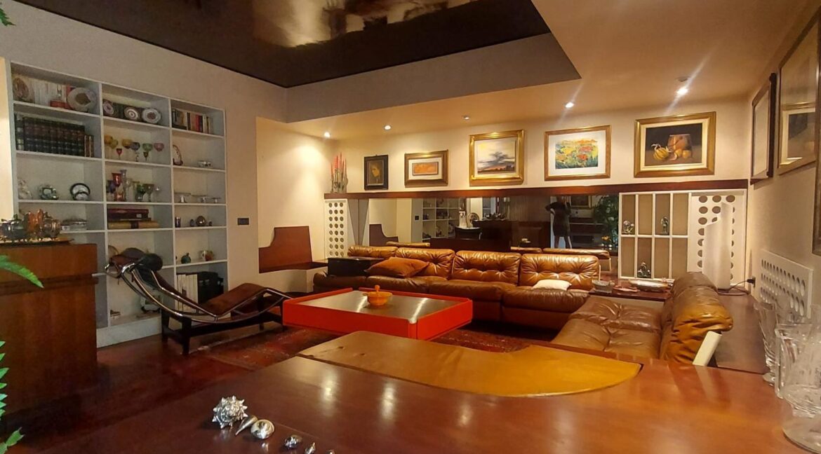 WhatsApp Image 2025-10-27 at 12.10.30