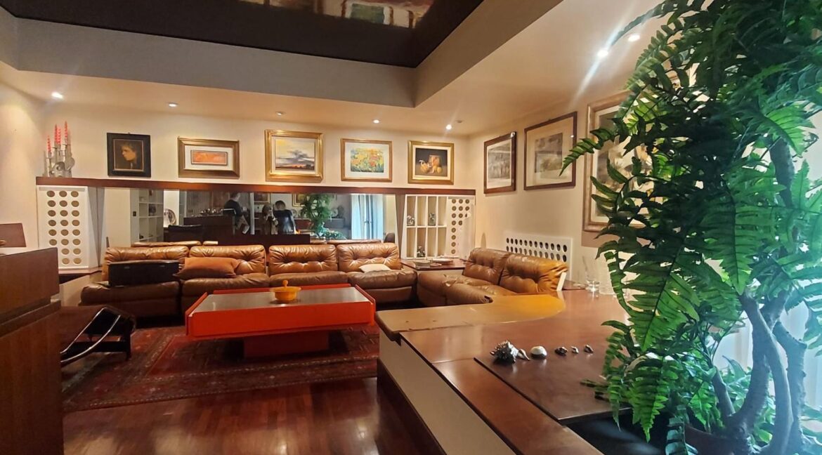 WhatsApp Image 2025-10-27 at 12.10.31 (1)