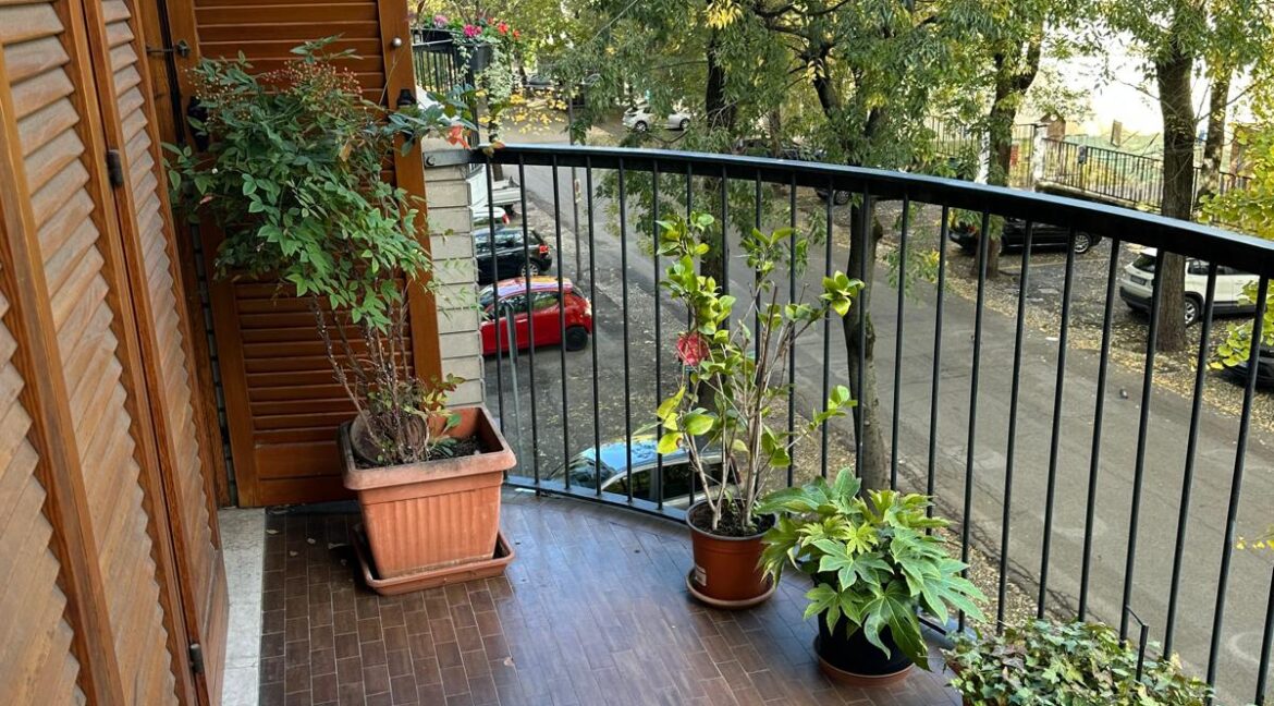 WhatsApp Image 2025-10-27 at 12.10.32