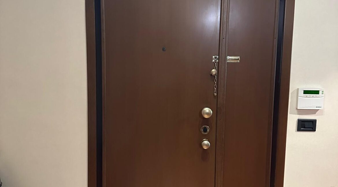 WhatsApp Image 2025-10-27 at 12.10.33 (1)