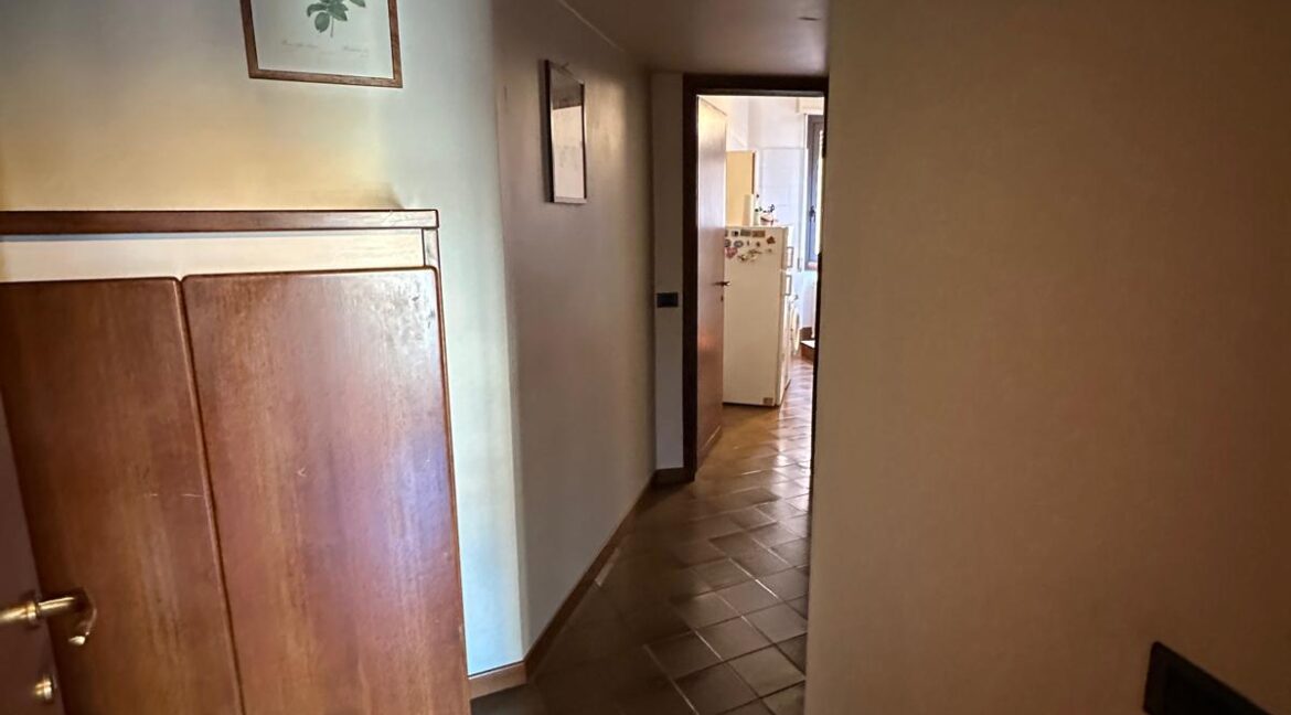 WhatsApp Image 2025-10-27 at 12.10.33 (4)