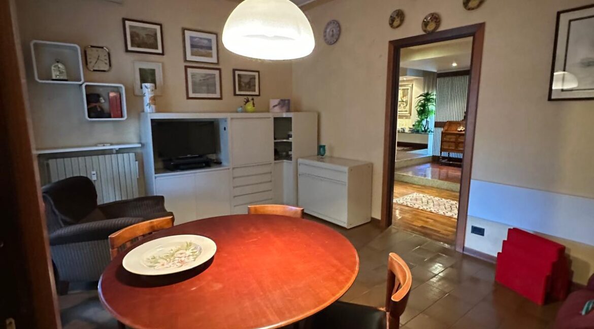 WhatsApp Image 2025-10-27 at 12.10.33 (7)