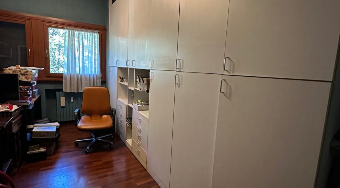 WhatsApp Image 2025-10-27 at 12.10.34 (1)