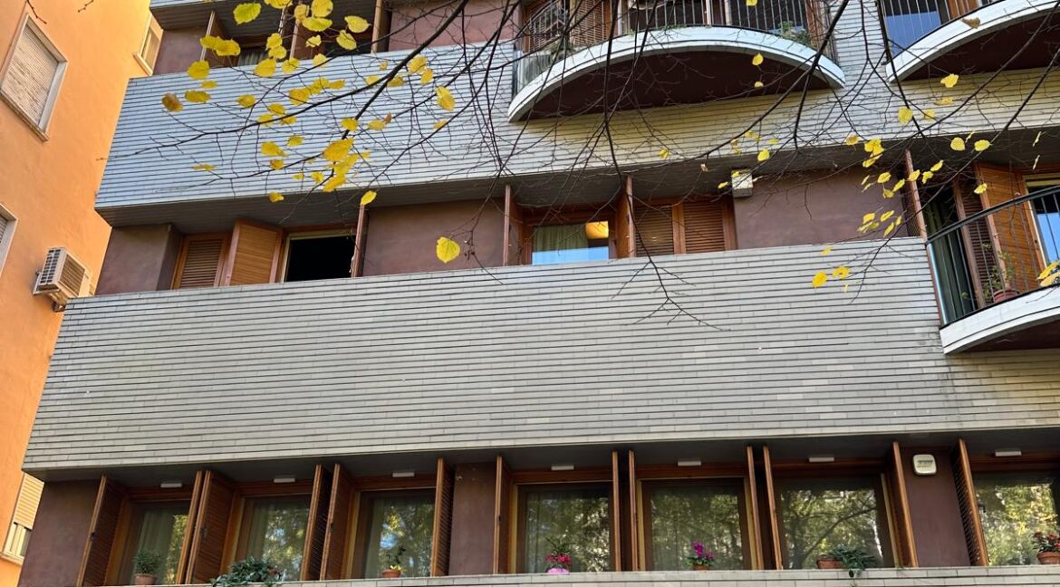 WhatsApp Image 2025-10-27 at 12.10.35 (2)