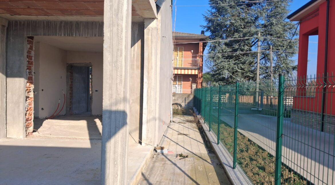 WhatsApp Image 2025-12-12 at 11.26.42