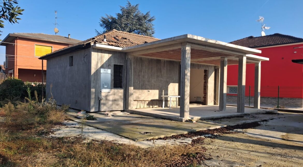 WhatsApp Image 2025-12-12 at 11.26.43 (2)