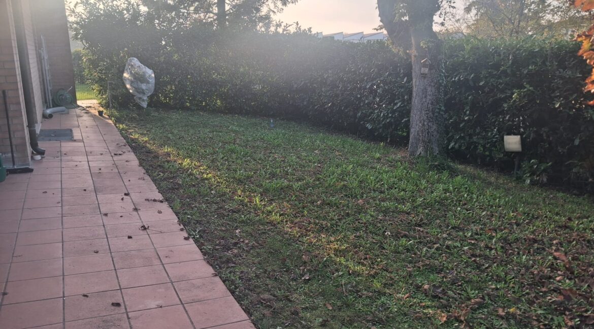 WhatsApp Image 2025-11-10 at 16.48.46 (4)