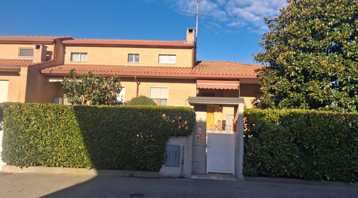 WhatsApp Image 2025-11-26 at 10.55.58 (4)